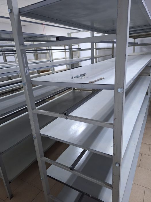 Продам стеллажи большие