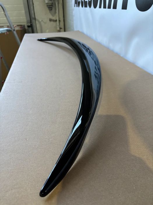 Eleron portbagaj AMG MERCEDES C-Class W205 (2014-2018) negru lucios