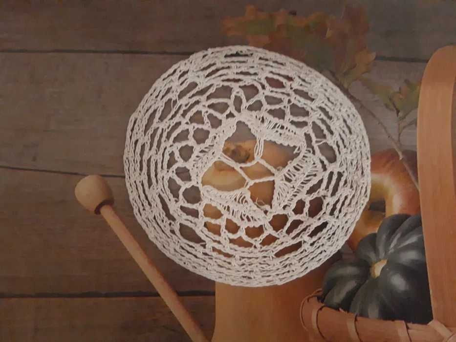 Продавам ажурни салфетки