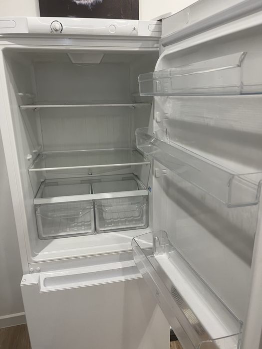 Продам холодильник в идеальном состоянии