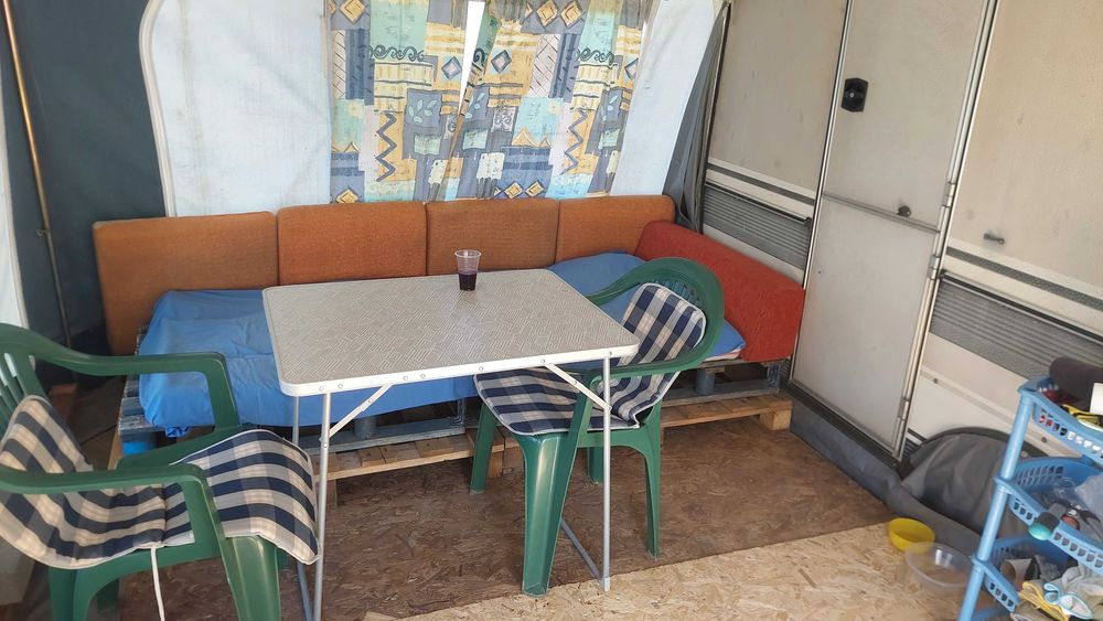 Каравана на язовир Искър