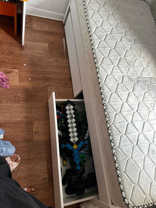 Срочно продаю детскую кровать