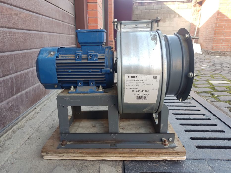 Вентилятор улитка (радиальный) с электродвигателем