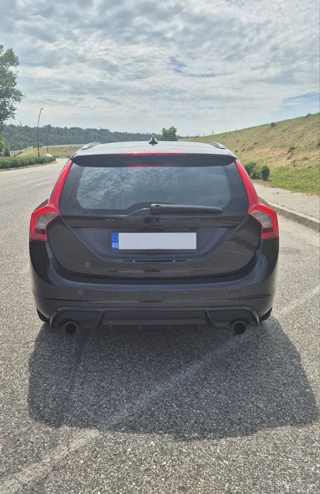 Volvo V60 R-Design 1.6 T4 Benzină 179 CP - 2012