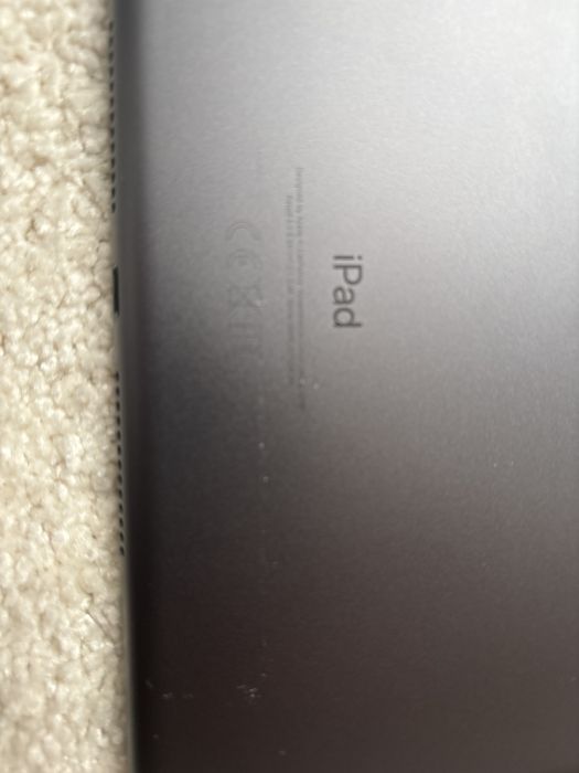 Ipad gen a-7-a 32 GB ,stare f buna ,model A2197