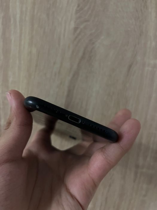 Обменяю айфон хр идеал