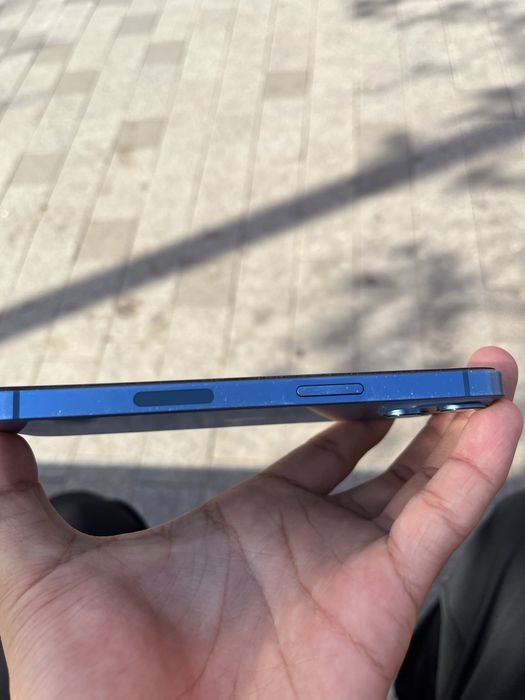 Продам iPhone 13 128 gb