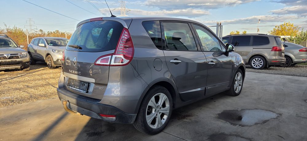 Renault  Scenic  BOSE