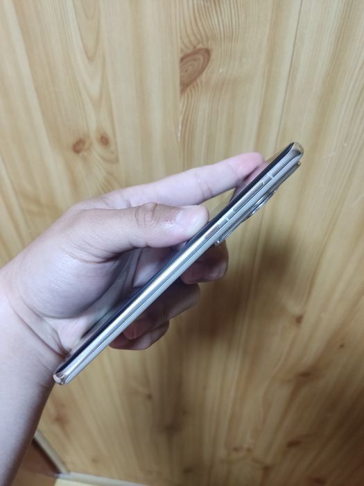 Продам Huawei P60 Pro 8/256