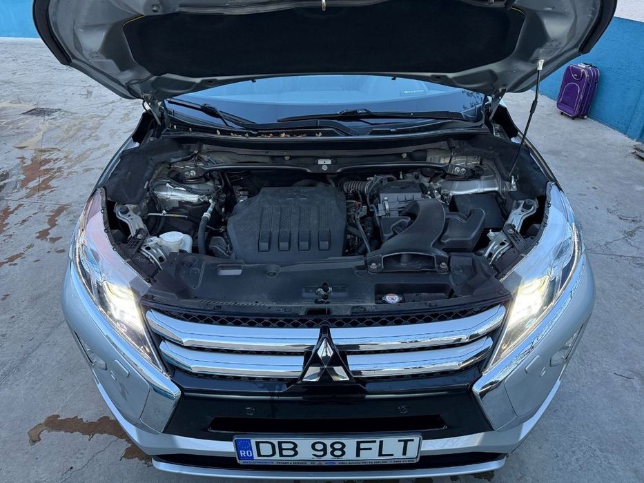 Mitsubishi Eclipse-Cross Made in Japan  Mitsubishi Eclipse Cross 4x4  163CP  2020