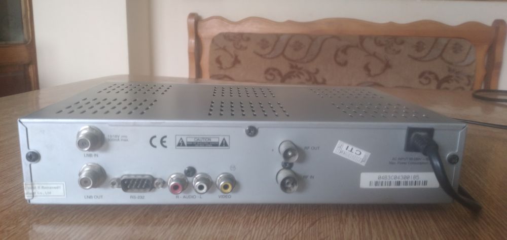 Тюнер для ТВ,спутник