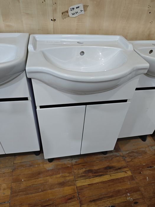 Раковина с тумбой rakvina