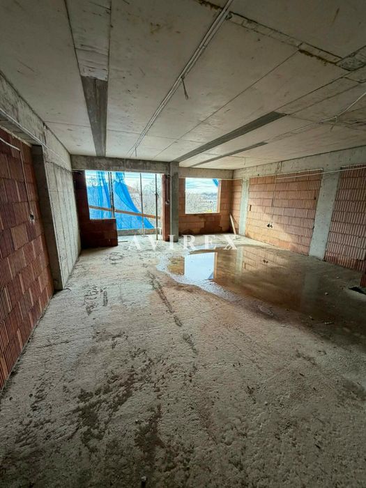 Оферта 58342 - Тристаен апартамент в кв. Христо Смирненски срещу