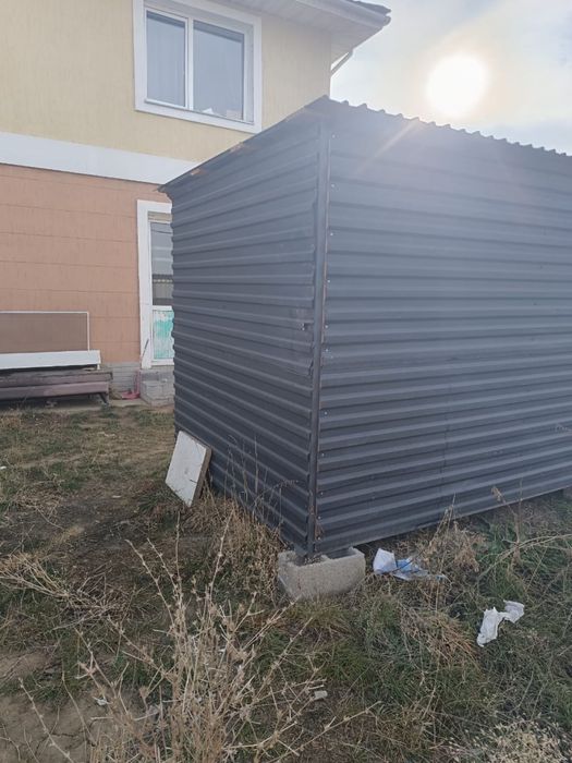 Склад, контейнер для хранение