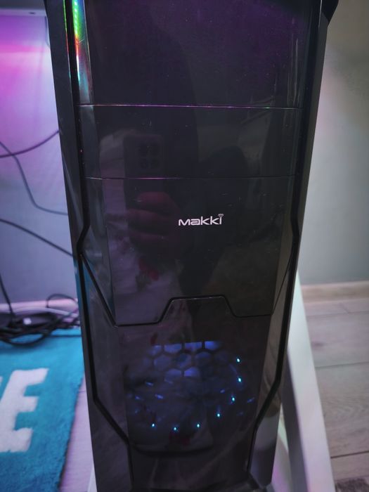 Настолен Компютър пълен комплект