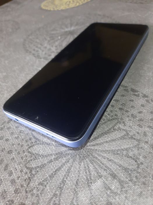 119лв.с Протектор чисто Нов Xiaomi Redmi A3