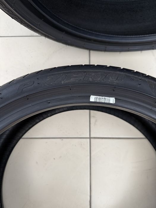 235/35/19 & 305/30/19 PIRELLI P ZERO