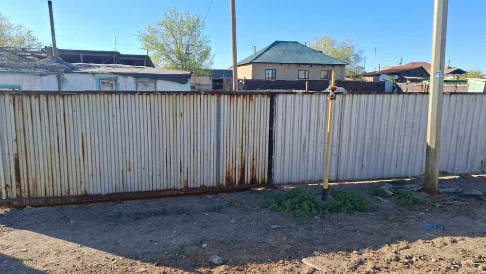 Продам дом с земельным участком