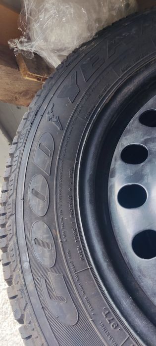 Джанти с зимни гуми за кия Хюндай 17цола