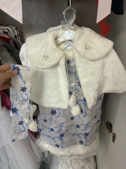 Наряды костюмы одежда на девочку