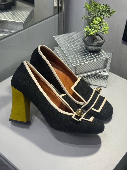 CHIE MIHARA—Оригинални елегантни обувки-38,5 номер