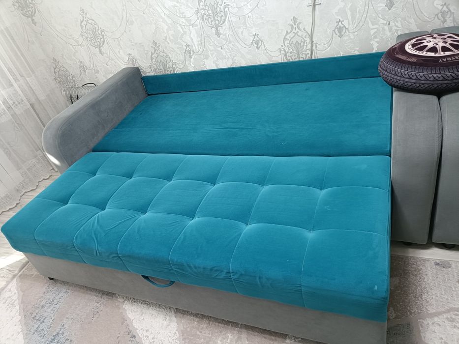 Продам диван с креслом
