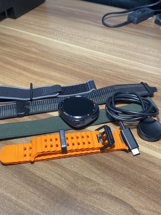 Samsung Watch Ultra 2 / 47 mm /  Gray / Cod produs: 8085