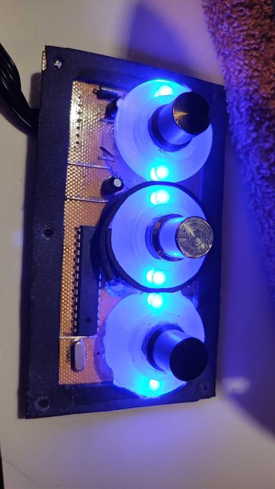 difuzor subwoofer Teufel +/- amplificare și traf toroidal