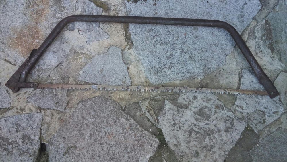 Ръчен трион за дърва