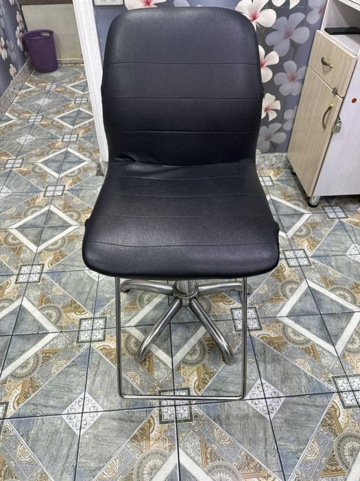 Мебели Салон Красоты «Комма» продается!!