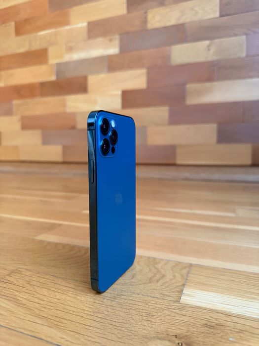 iPhone 12 Pro 256GB – Excellent Condition