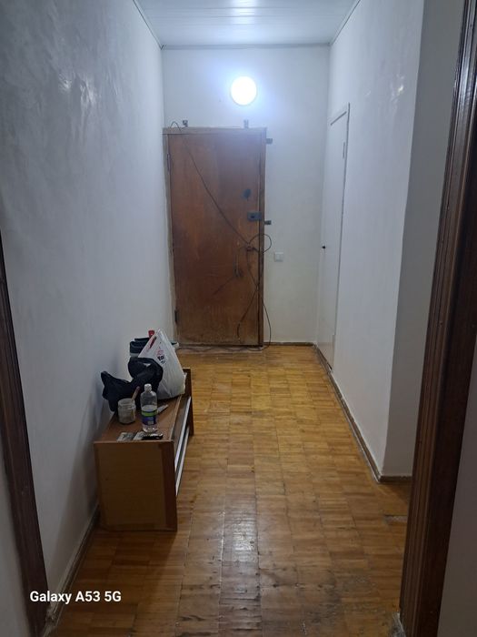 Чиланзар 25 квартал с  косметика новым ремонтом