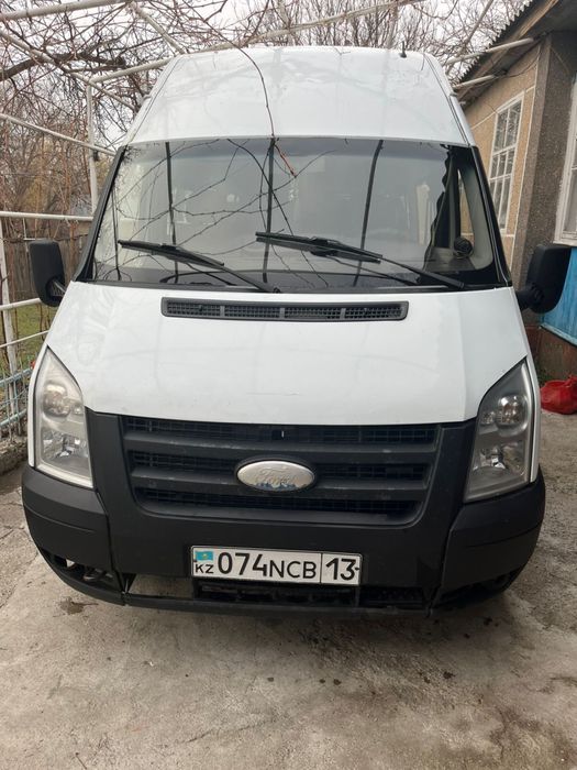 Ford Transit 2009 года