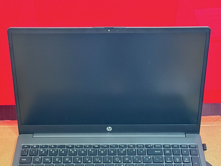 Гаранция! HP 15.6" инча / AMD RYZEN 5 5625U / RAM 16GB / SSD 512GB