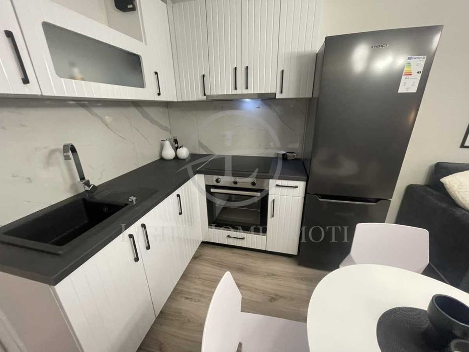 Продава се Тристаен апартамент в Пловдив, Гагарин - 63 кв.м за 2040 €/кв.м - Снимка #3