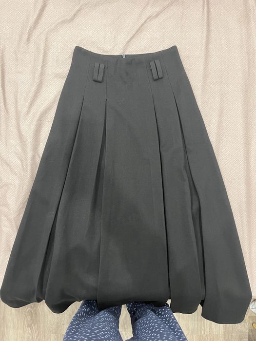 Юбка черная со складками