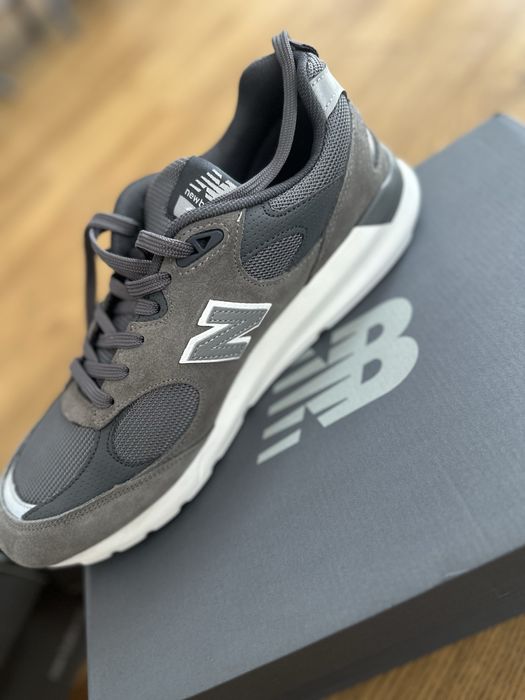 Adidasi New Balance 44 noi