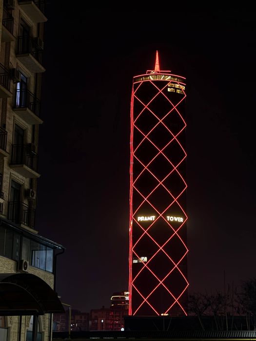 Сдаю в аренду| В центре города| Евроремонт| Полностью укомплектована