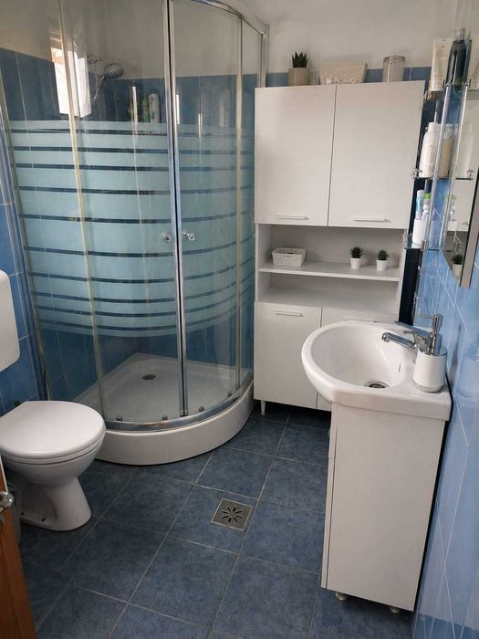 Vand casa frumoasa 5 camere cu gospodarie completa  teren 1800 m ,in Carna  Jud.Dolj