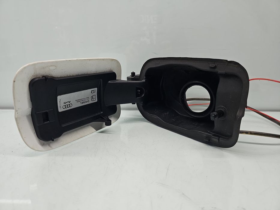 Capac rezervor AUDI A6 (4G2, C7) [Fabr 2012-2017] Sedan S-line LY9C