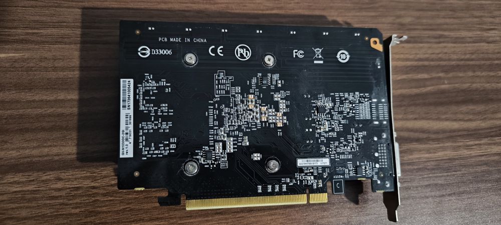 Видеокарта 1030 2gb продам