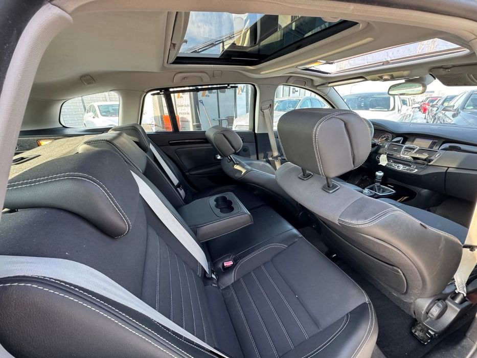 Vând schimb Renault laguna 3 din 2012 2.0 diesel 150 cp 3700 €