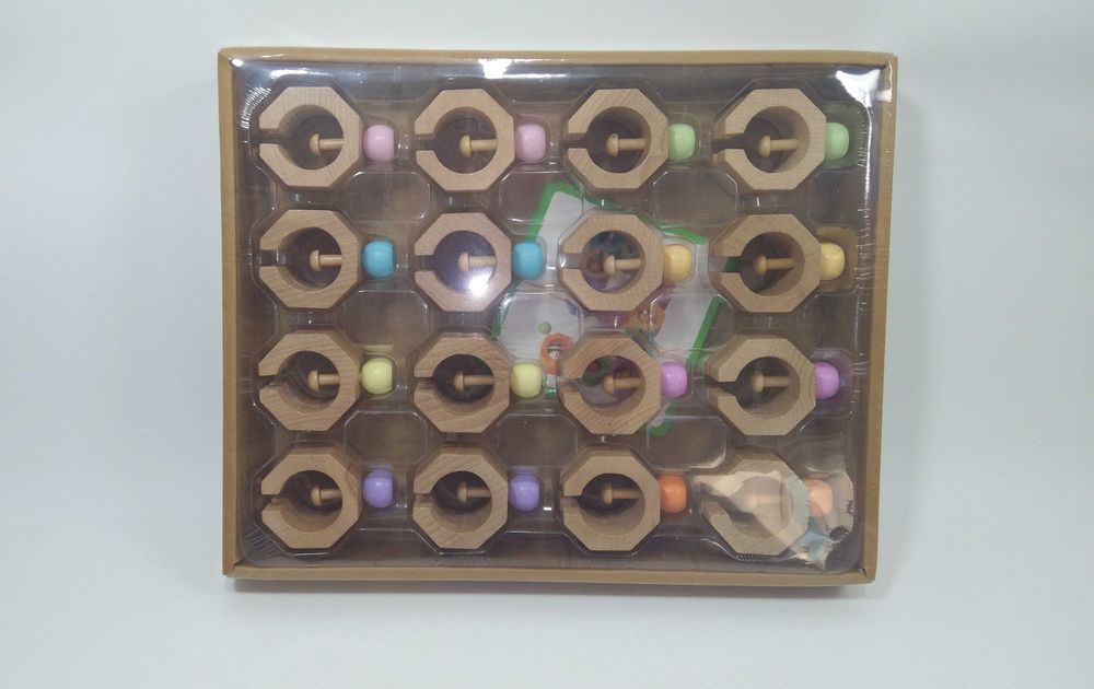 Уникален дървен конструктор Трансформер в два модела.