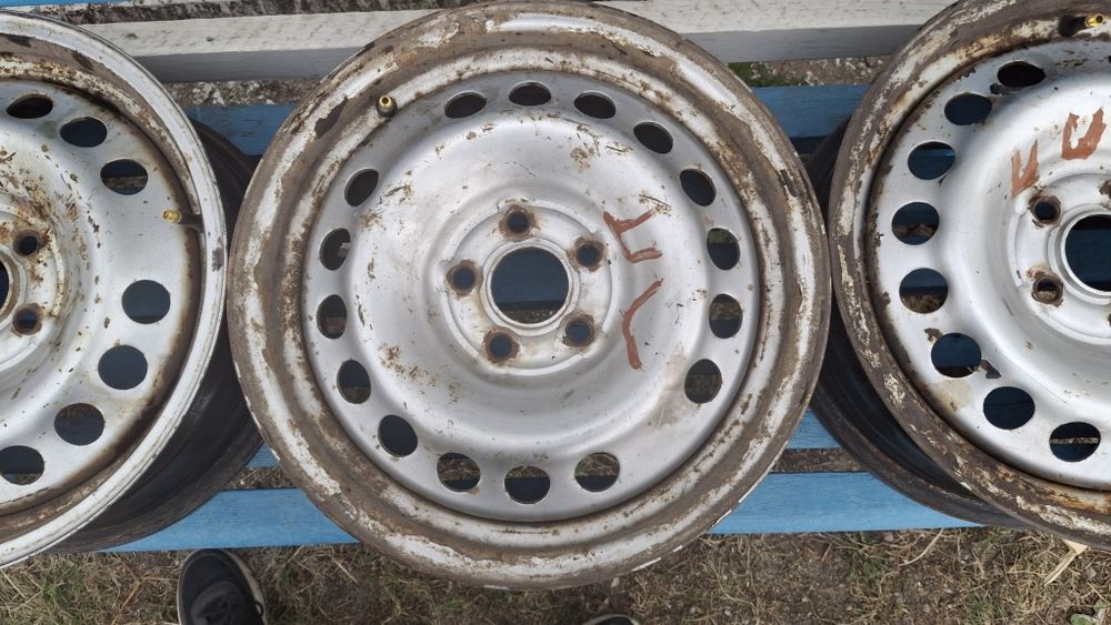 Продам диски на 15