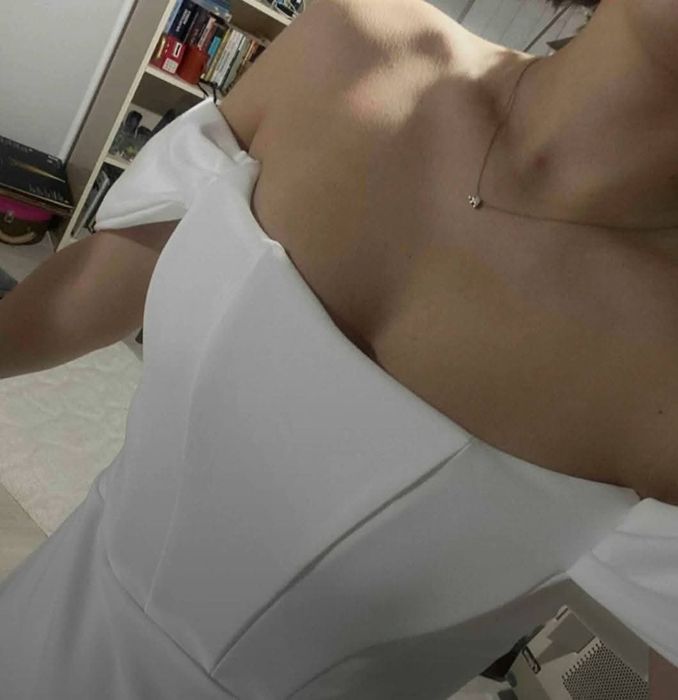 Vand rochie impecabila ca noua