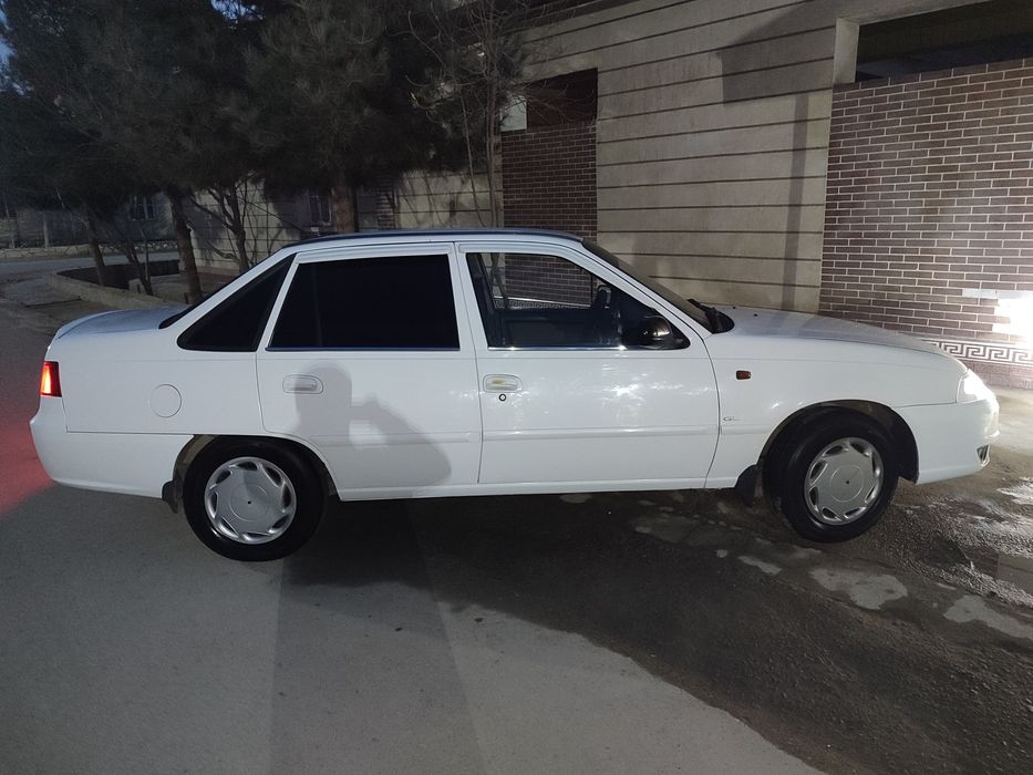 Neksiya2 sotiladi. Buxoro shaharda.