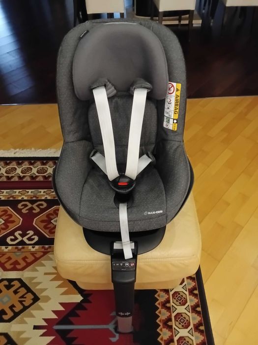 Автокресло Maxi-cosi 2 way Peari