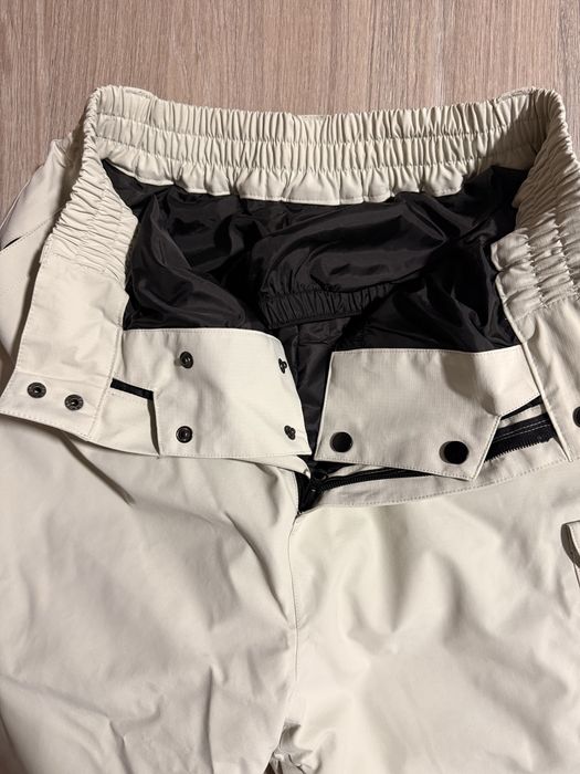 Cosone Aeroflow 3L Baggy Ski Pants - Unisex White / M