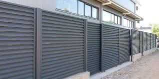 Vand garduri si porti