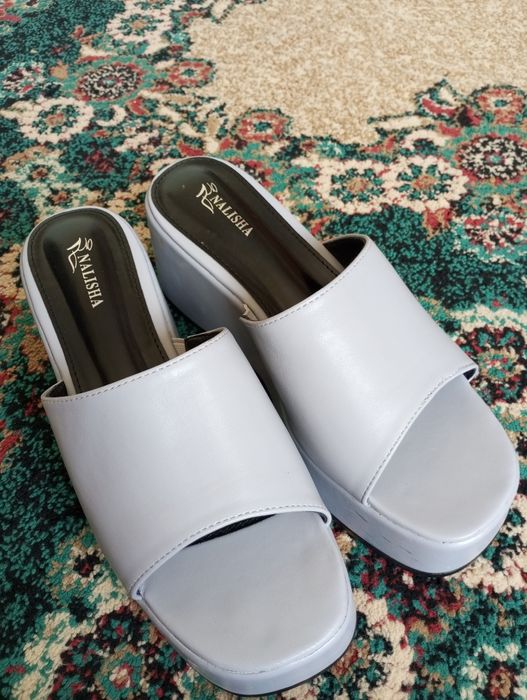 Женская обувь летниий